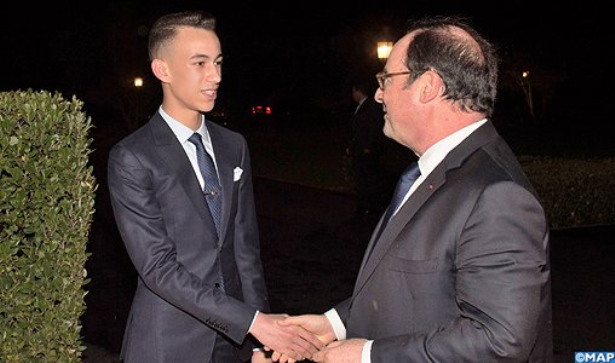 الملك محمد السادس يقيم مأدبة عشاء على شرف فرانسوا هولاند ترأسها ولي العهد الأمير مولاي الحسن