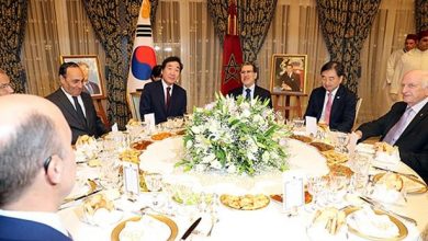 Photo of الملك محمد السادس يقيم مأدبة عشاء على شرف الوزير الأول بكوريا الجنوبية