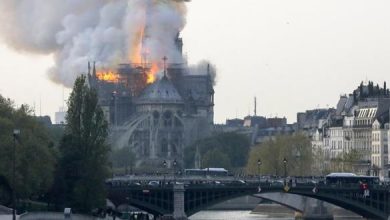 Photo of باريس.. “حريق رهيب” في كاتدرائية نوتردام