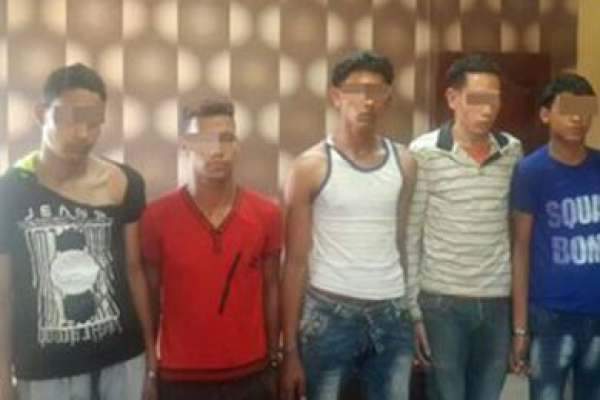 عشرة شبان في مصر تناوبوا على اغتصاب فتاة مدة 10 ساعات أڭورا