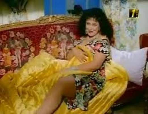 بالصور ثلاث فضائح جنسية في حياة الفنانة المصرية معالي زايد أڭورا