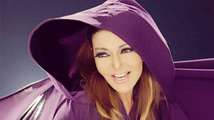 سميرة سعيد تتألق في أداء تتر مسلسل أرض جو فيديو أڭورا